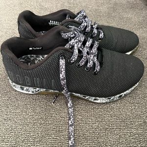 No Bull Skull and Rose accent shoes